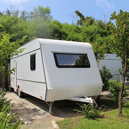 Kenting Houbihu Camping Car B&B Longshui Exterior photo