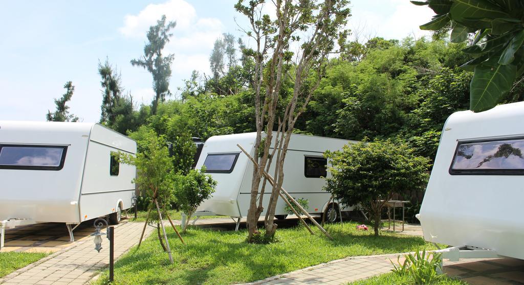 Kenting Houbihu Camping Car B&B Longshui Exterior photo